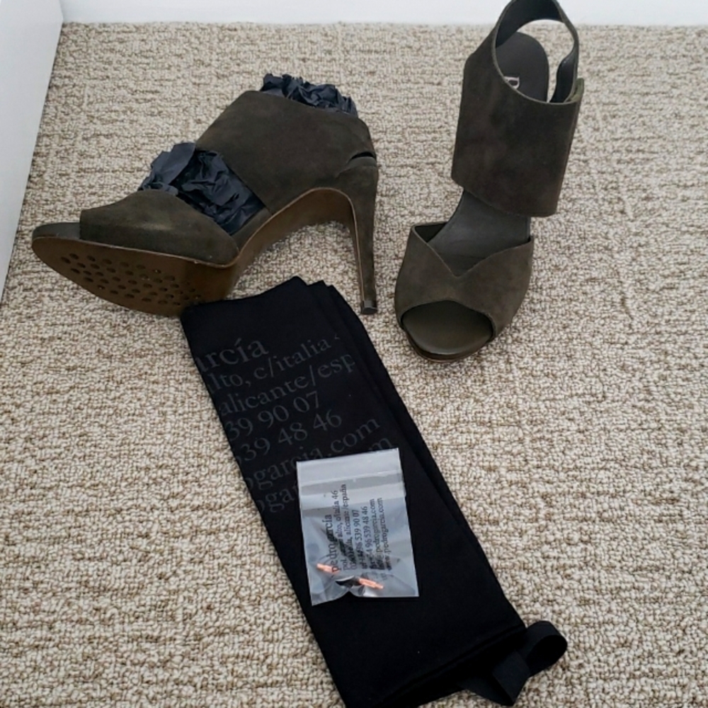 Pedro Garcia heels